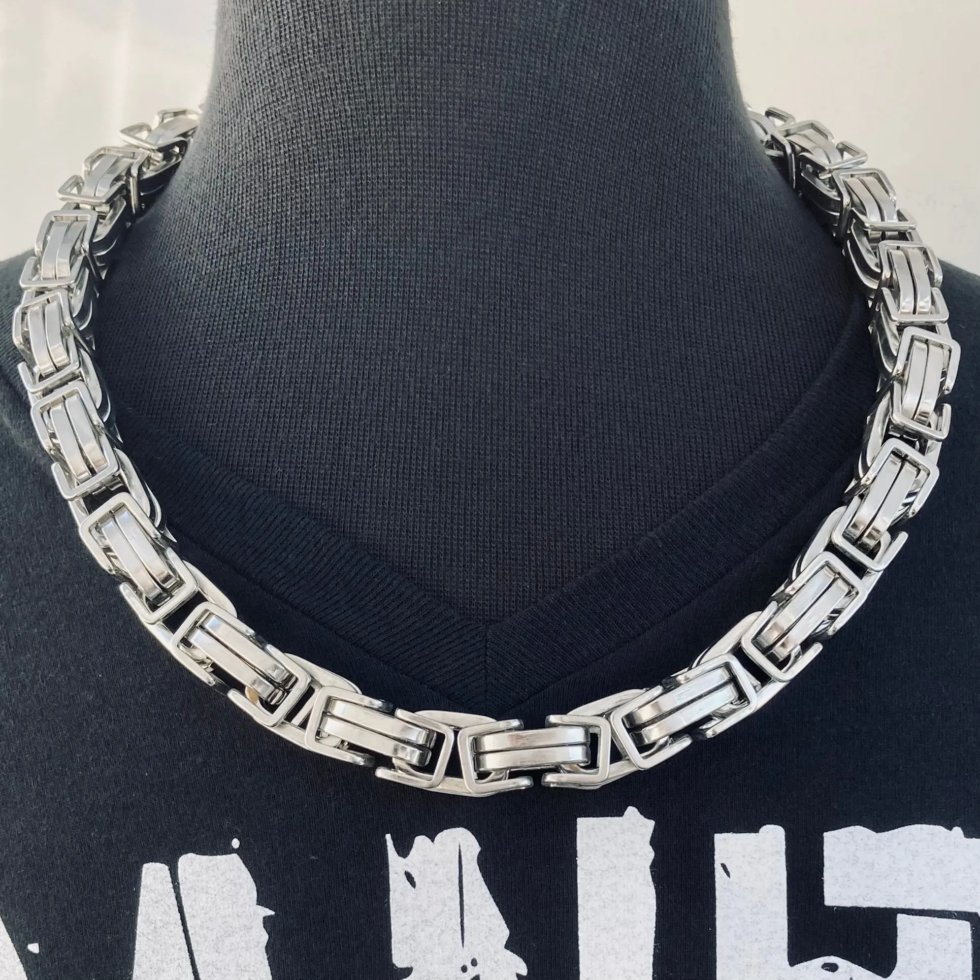 Daytona - Silver - Road King - 3/4 inch wide