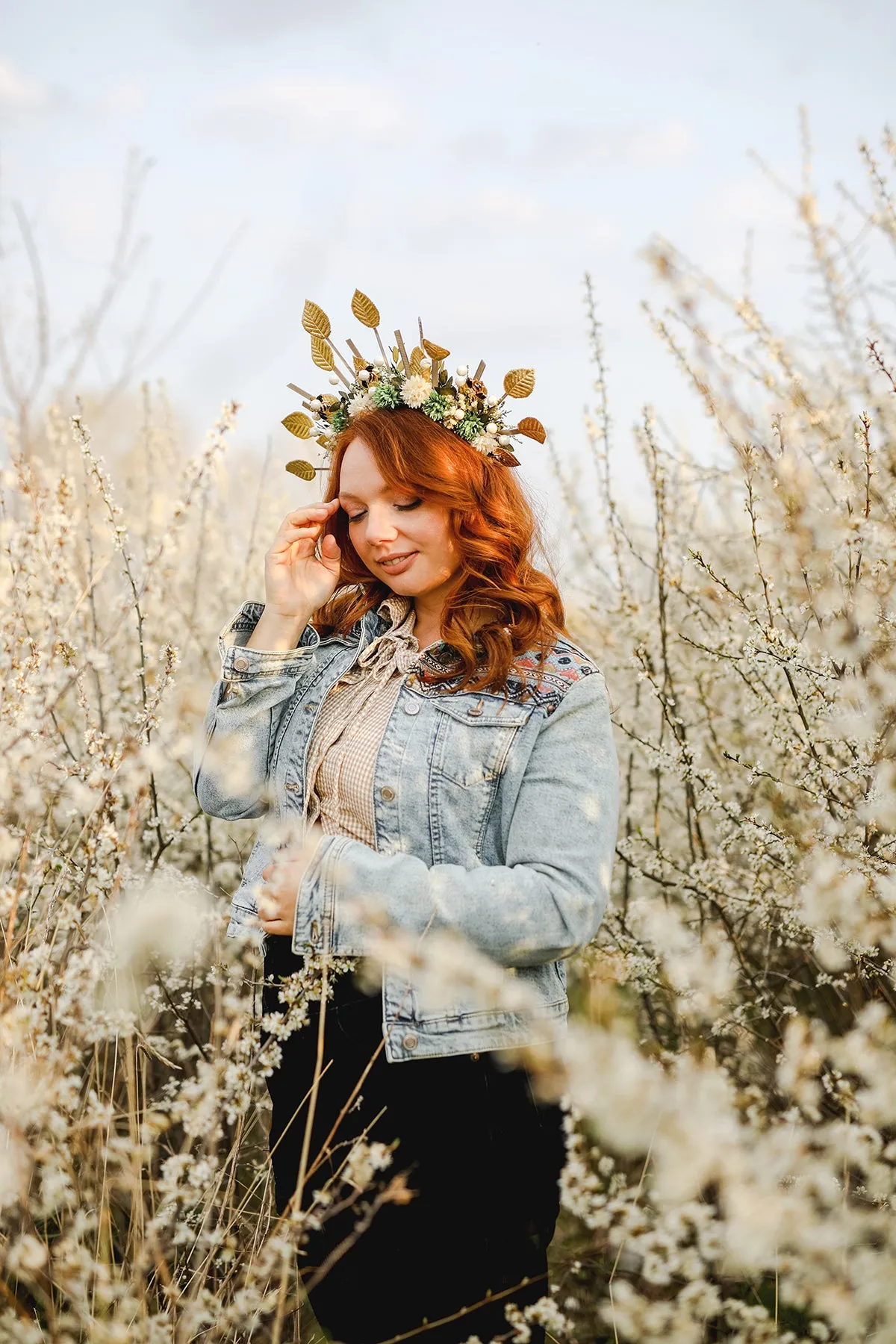Golden flower halo crown Bees Bridal headpiece Natural green and white headband Met gala sun headpiece Handmade spike crown Beyonce Magaela