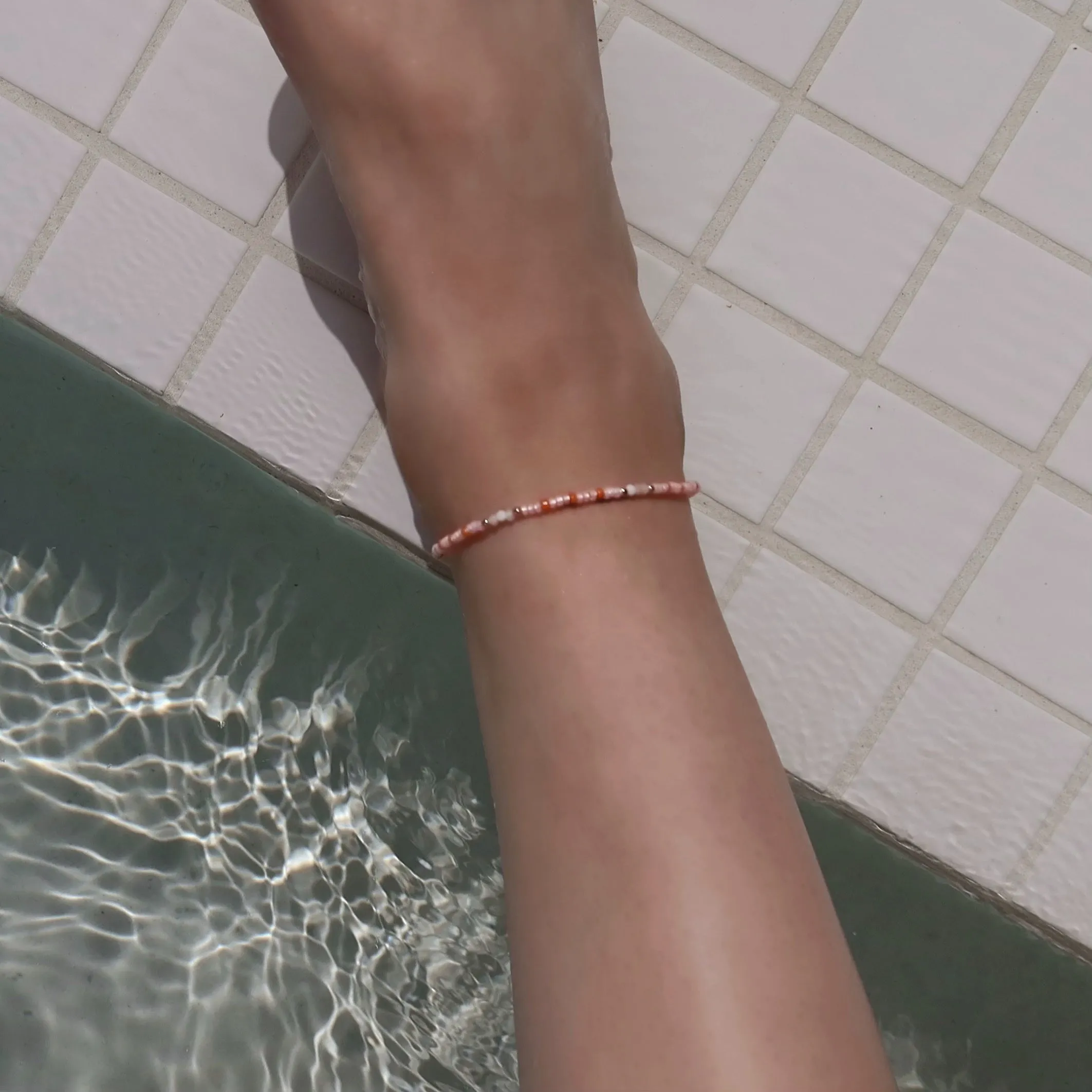 Poppy anklet