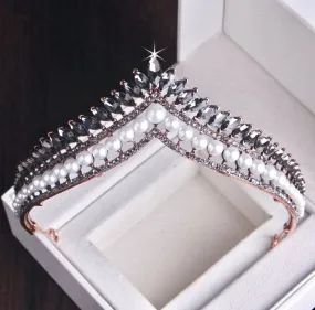 "Asari" - Baroque Vintage Bridal Tiara