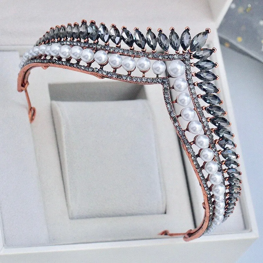 "Asari" - Baroque Vintage Bridal Tiara