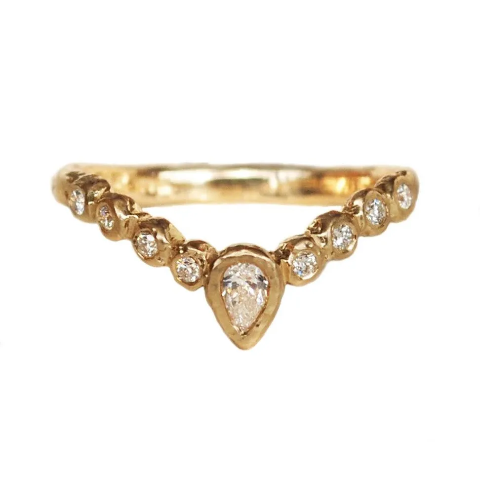 Tiara Band